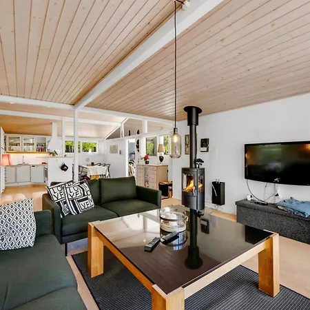 Emmanuela - 700m To The Fjord By Interhome Feriehus Hemmet